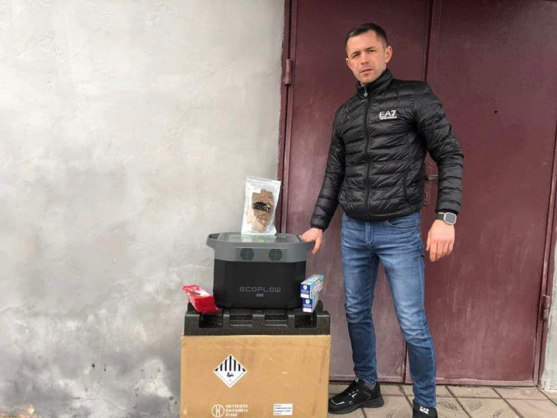 «Українська команда» Тернопільщини забезпечила воїнів портативним джерелом живлення