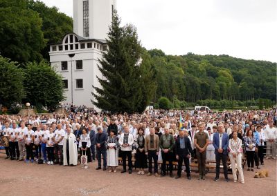 Тисячі паломників відвідали Всеукраїнську прощу до Зарваниці