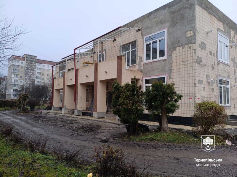 У Тернополі в рамках термомодернізації 21 садочку оновили вже 90% вікон