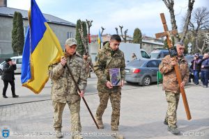 На Чортківщині прощаються з Михайлом Франківим, який загинув на війні (фото)