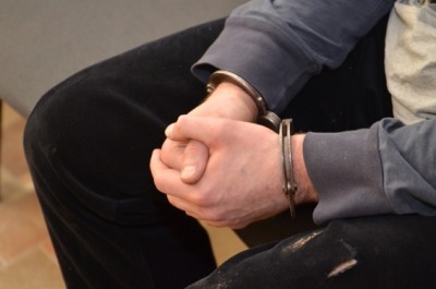 У крамниці тернополянин ховав товар по кишенях