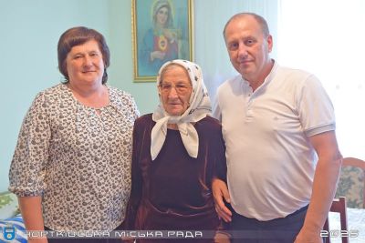Мешканка Чортківщини відзначила поважний ювілей (фото)