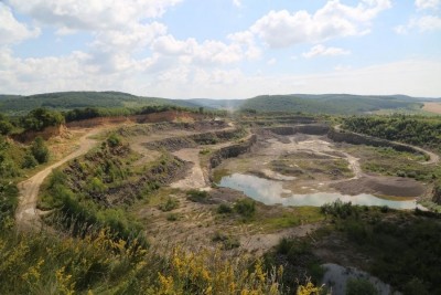 Значні суми та будматеріали щорічно виділяє на допомогу кар&#039;єр на Монастирищині