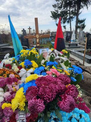 На Тернопільщині поховали Героя Олега Нагірного