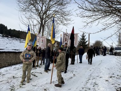 У громаді на Тернопільщині поховали Героя, який віддав життя за Україну