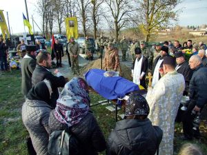На Тернопільщині попрощалися з полеглим Героєм Віктором Летким