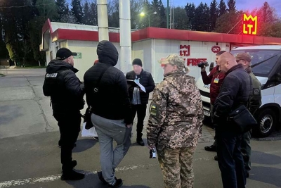 Працівники міграційної поліції Тернопільської області викрили жителя Кременеччини, який заробляв на ухилянтах