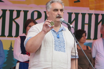 Унікальні монети з нагоди 75-х роковин депортації українців з Лемківщини вручали на Тернопільщині