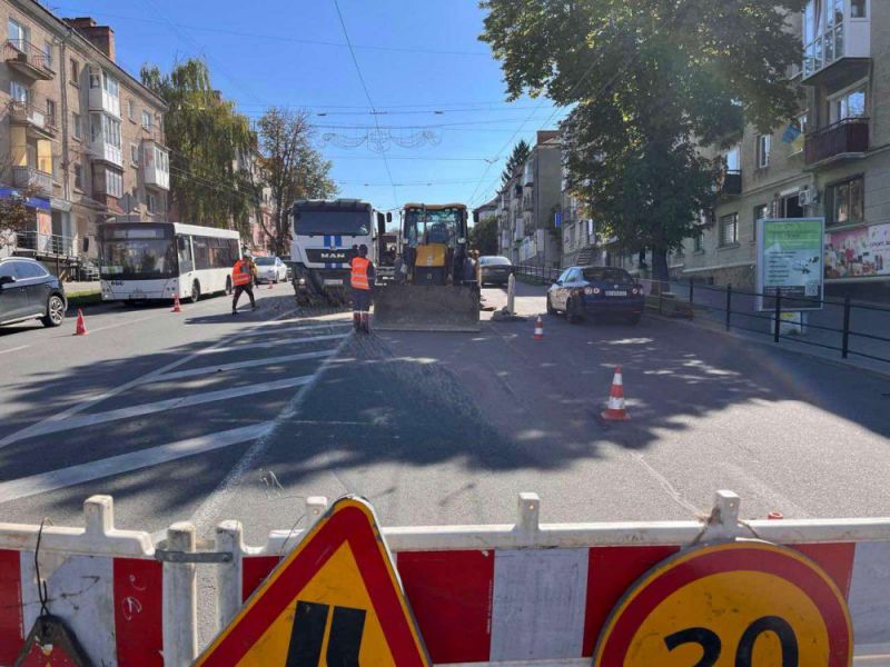 У Тернополі тимчасово змінено рух тролейбусів через аварійну ситуацію на вулиці Руській