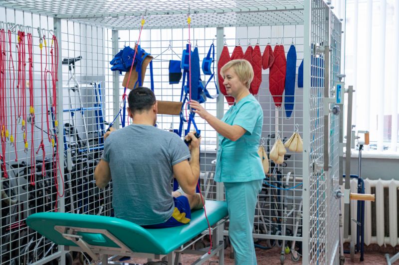 Захисники із громади отримають фінансову допомогу від міста на лікування та придбання спорядження