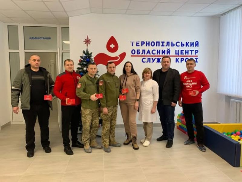 У Тернопільському центрі крові відзначили «Почесних донорів України»