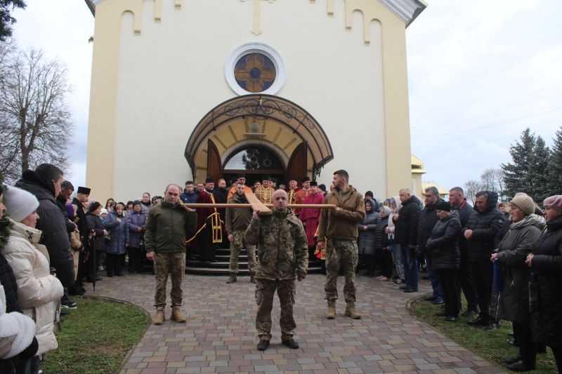 У Великих Гаях відбулася велелюдна Хресна хода (фото)