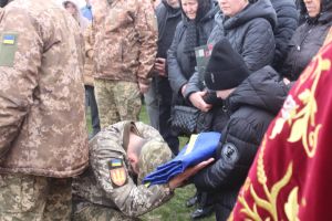На Тернопільщині поховали захисника Віталія Федуна (фото)