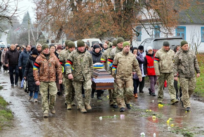 На Тернопільщині поховали Героя Олександра Каніщева