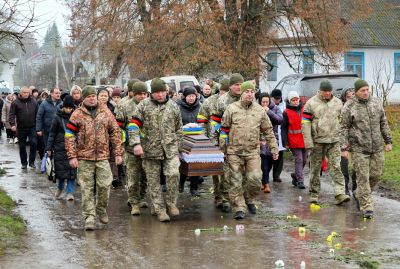 На Тернопільщині поховали Героя Олександра Каніщева