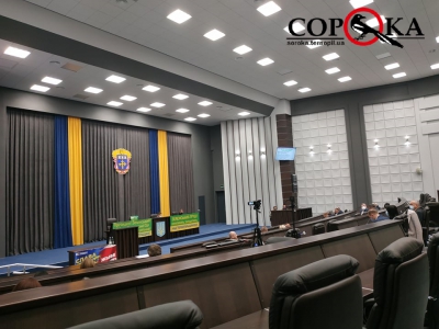 Депутати облради знову засідають (фотофакт)