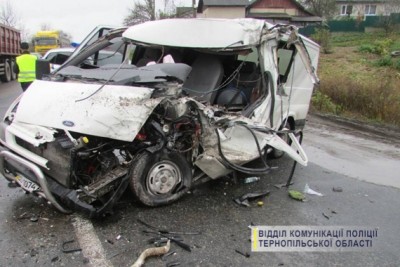 Виїзд на зустрічну смугу став причиною ДТП на Тернопільщині