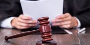 Судитимуть жителя Тернопільщини, який пропонував 10 000 доларів США працівникам поліції