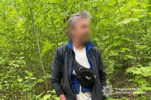 У Тернополі чоловік незаконно зрубував дерева