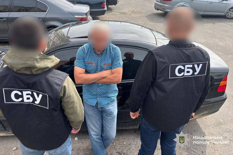 У Тернополі на хабарі спіймали керівника коледжу