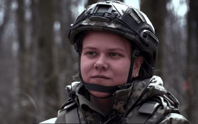 Захищати – це про гідність і віру в майбутнє, – 21-річна Вероніка підписала контракт із ЗСУ