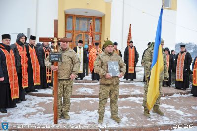 На щиті до рідного дому повернувся воїн з Тернопільщини Андрій Бондаренко