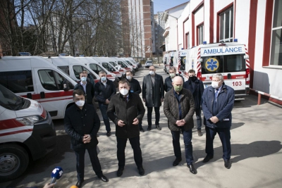 Автопарк швидкої допомоги на Тернопільщині поповнили 42 автомобілі (фоторепортаж)