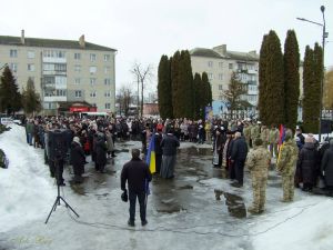 Назавжди до рідного дому повернули полеглого воїна Анатолія Процишина