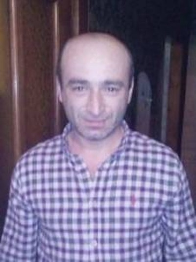 Тернопільські правоохоронці розшукують зловмисника, який причетний до крадіжки на ринку (фото)