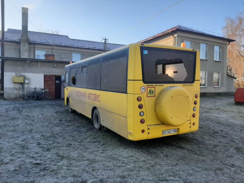 На Тернопільщині уламки ракети пошкодили приміщення навчального закладу