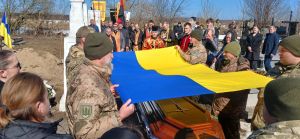 У громаді на Тернопільщині поховали воїна Миколу Максима