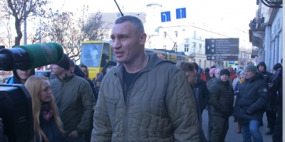 Це прецедент: мова йде про кожного мера в Україні, - Кличко та інші мери приїхали у Львів підтримати Атрошенка