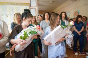 Тернопільські немовлята отримали свої перші вишиванки