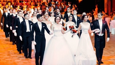 Сюрпризів та видовищ варто очікувати тернополянам від Віденського балу 2018