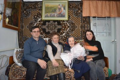 На Тернопільщині привітали 100-річну ювілярку