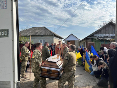 На щиті додому повернувся 29-річний Роман Шугита з Великоберезовицької громади