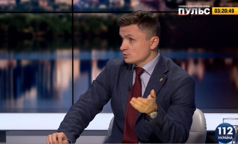 «Зе-команда шукала кадрів за оголошеннями – маємо скандал за скандалом та падіння рейтингу», — Михайло Головко