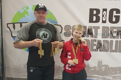 Тернополянин Ігор Побер з 11-річним сином вибороли першість на чемпіонаті з пауерліфітингу (фото, відео)