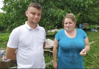 У Кременці священник-депутат від «Довіри» за власні кошти відремонтував дорогу