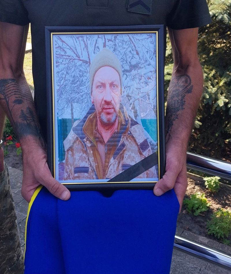 На Тернопільщині попрощалися з полеглим Героєм Олексієм Міловановим