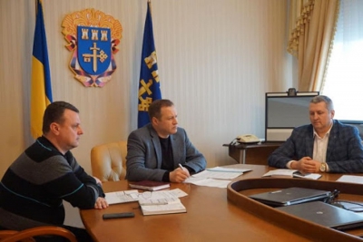 «Провалив ситуацію з коронавірусом, спробував поставити «смотрящих» на грошові потоки», – у мережі підбили підсумки роботи голови ОДА Сопеля