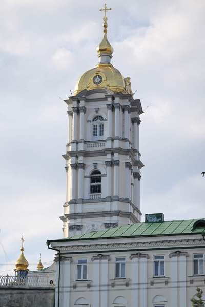 Михайло Головко запрошує Митрополита Епіфанія провести службу в Почаївській Лаврі