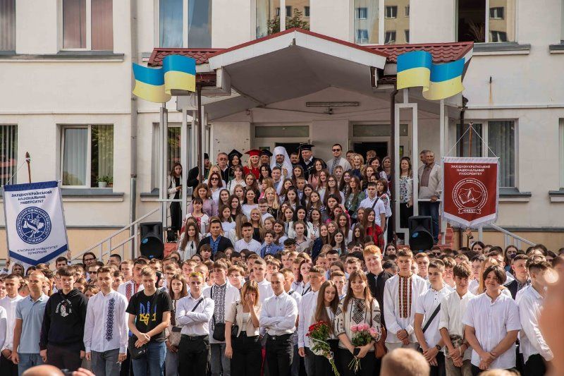 Фаховий коледж економіки, права та інформаційних технологій ЗУНУ — у трійці найпопулярніших коледжів України