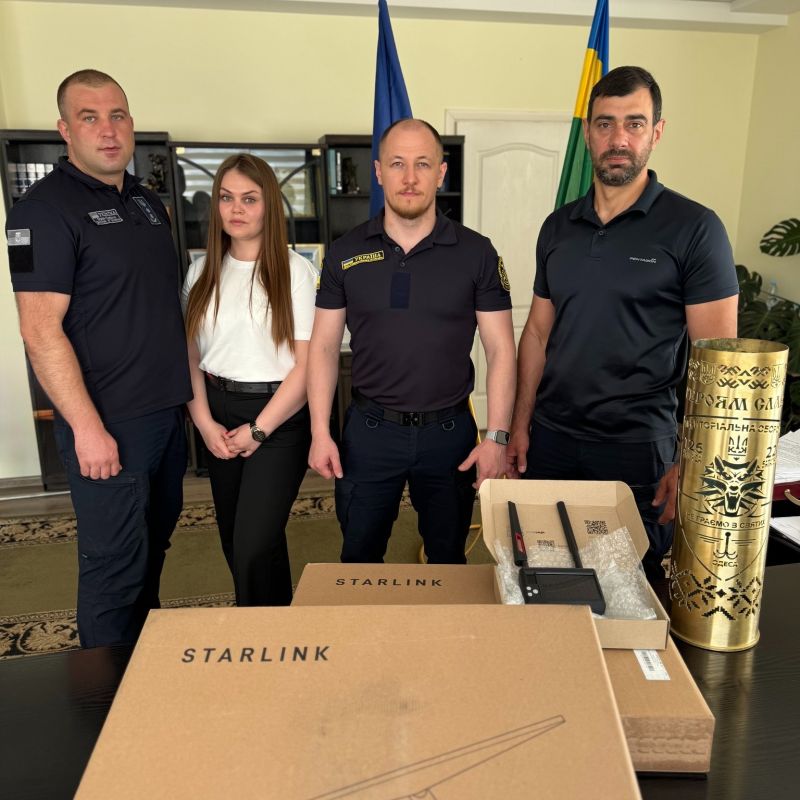 Тернопільські митники передали Starlink’и та детектор дронів для морпіхів