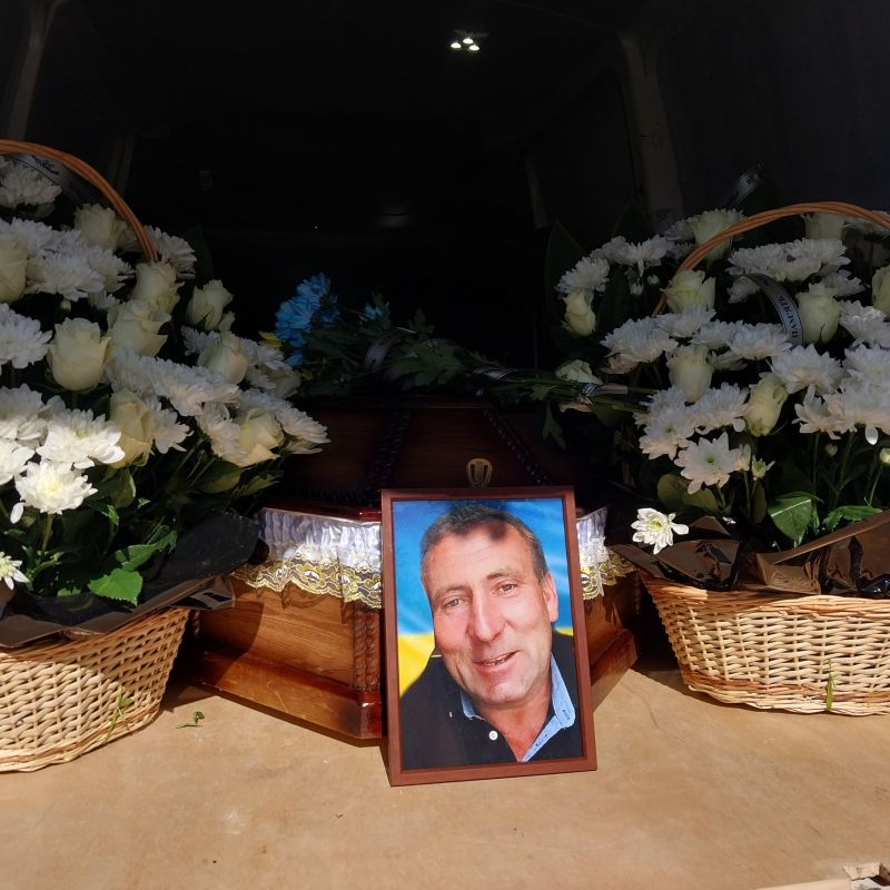 «На щиті» повернувся додому військовий з Тернопільщини Юрій Вець