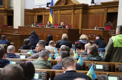 Децентралізація під загрозою: як нардепи у Києві готують удар по місцевих громадах