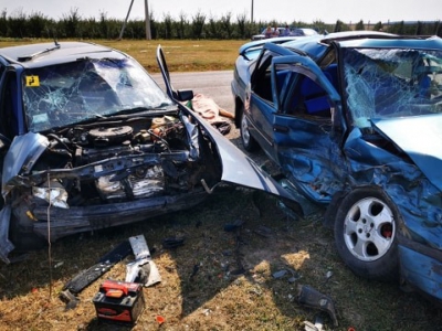 У ДТП на Тернопільщині загинуло двоє людей, ще 4-ох - забрала швидка
