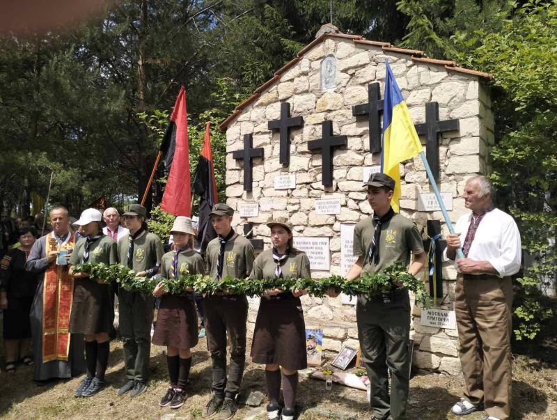 В Нараївській громаді відбувся патріотичний фестиваль «Чорна вишиванка»