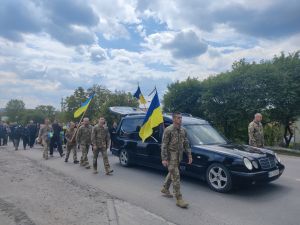 На Тернопільщині поховали Героя Володимира Зозуляка