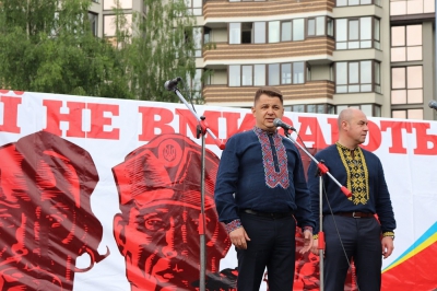 Віктоp Овчаpук: «Сьогодні – день гоpдого духу непеpеможної нації»